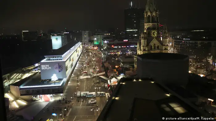 Deutschland Neun Tote und viele Verletzte auf Berliner Weihnachtsmarkt (picture-alliance/dpa/M. Kappeler)