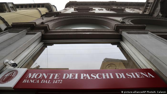 Italien: Die Bank Monte Dei Paschi di Siena in Mailand