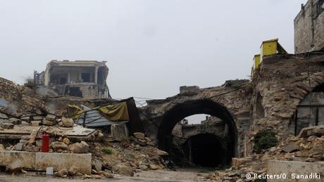 Syrien Aleppo Vorher-Nachher: Eingang zum Al-Zarab-Markt - nachher (2016) (Reuters/O. Sanadiki)