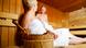 Ältere Menschen in der Sauna Ältere Menschen in der Sauna