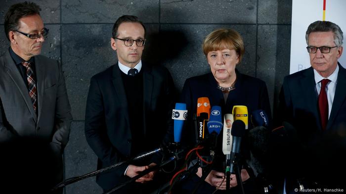 Merkel en rueda de prensa tras atentado en Berlín.