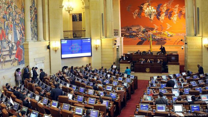 Sesión del Parlamento en Bogotá.