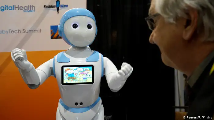 USA CES 2017 in Las Vegas Avatar iPal Roboter
