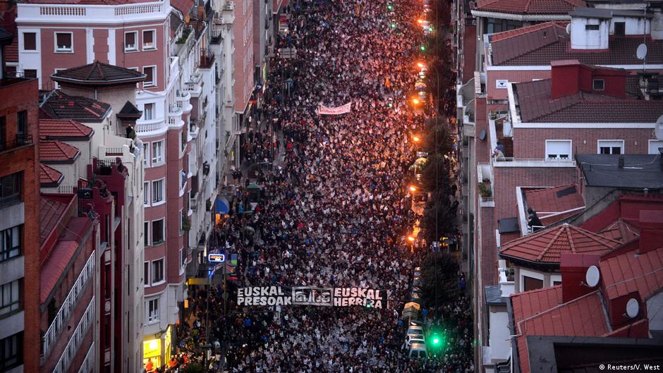 Thousands rally in Spain for ETA prisoners to be moved closer to
