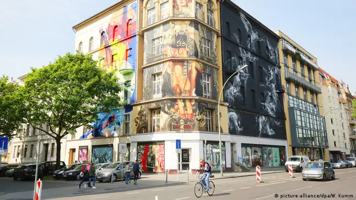 Berlin Gebäude für geplantes Street-Art-Museum (picture-alliance/dpa/W. Kumm)