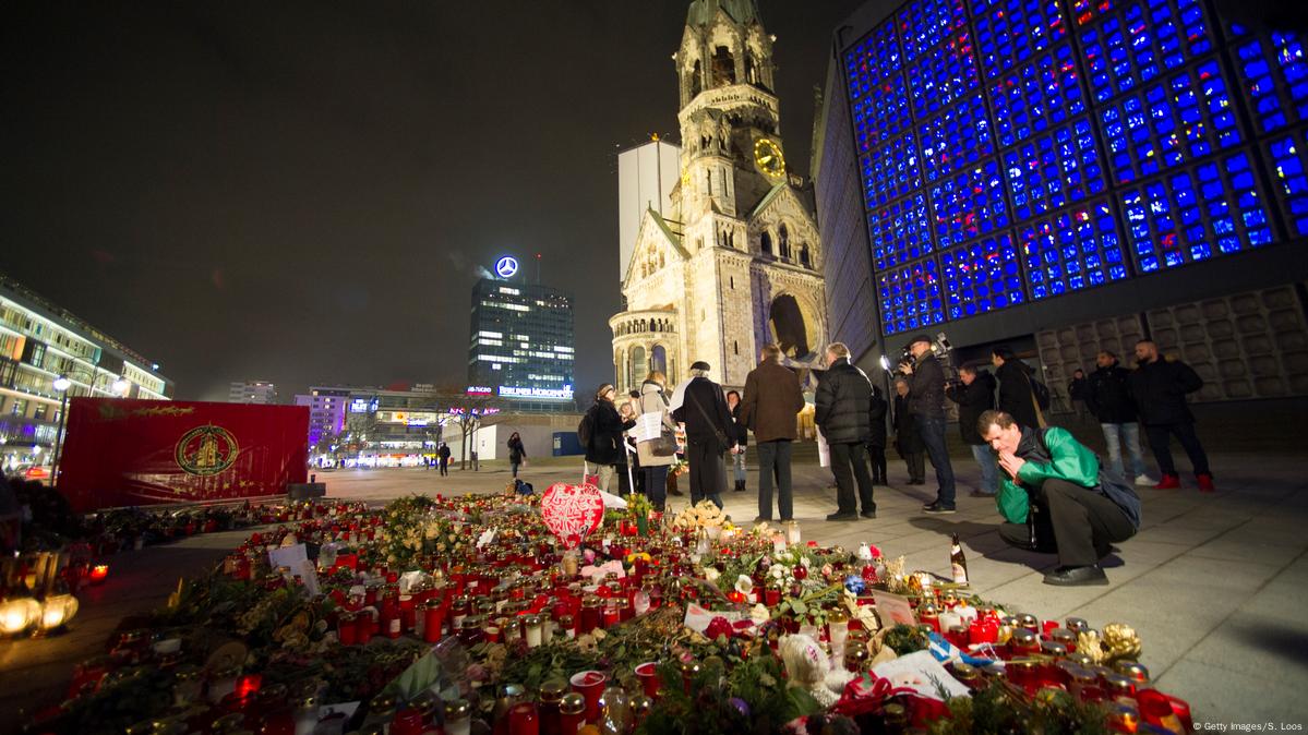 Berlin Christmas Market Attack Victims Get More Compensation – DW – 12 ...