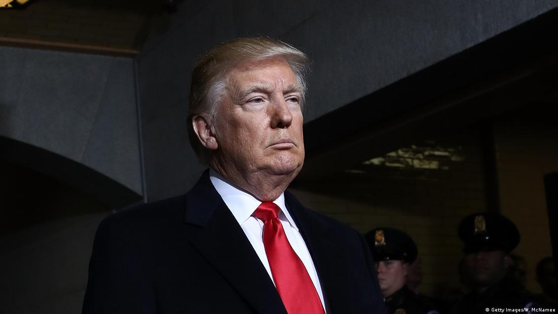 ABD Başkanı Trump, ifade özgürlüğünü suç haline getirmeye çalışmak ve ABD Anayasasını ihlal etmekle auçlanıyor.