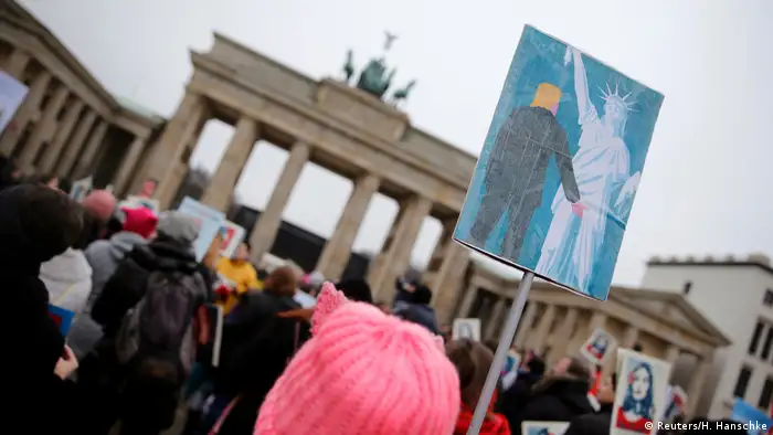 Women's March in Berlin Deutschland (Reuters/H. Hanschke)
