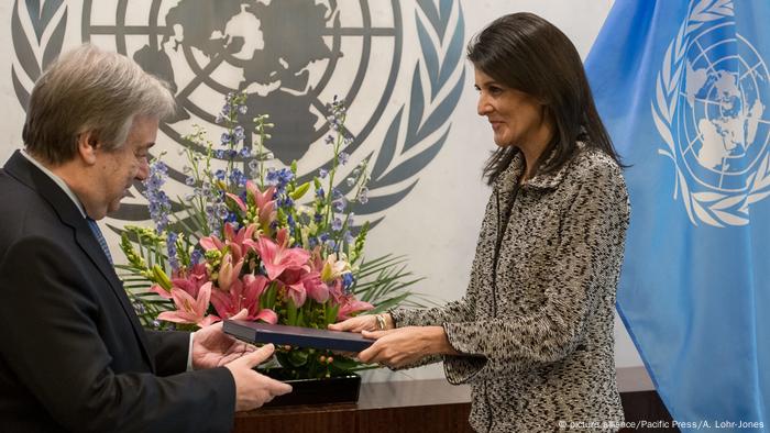 UN-Botschfterin Nikki Haley UN-Generalsekretär Antonio Guterres (picture alliance/Pacific Press/A. Lohr-Jones)