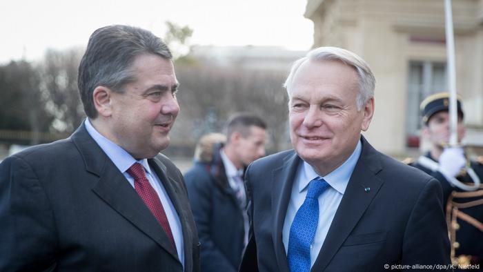 Bundesaußenminister Gabriel in Paris (picture-alliance/dpa/K. Nietfeld)