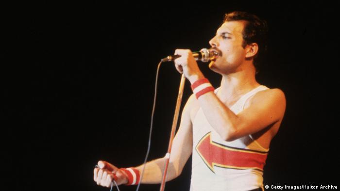 Großbritannien Freddie Mercury in London (Getty Images/Hulton Archive)