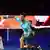 Australien Sidney -  Novak Djokovic und Shane Warne spielen Cricket für Charite