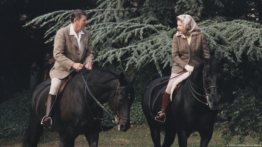Американскиот претседател Роналд Реган и кралицата Елизабета во јуни 1982 година