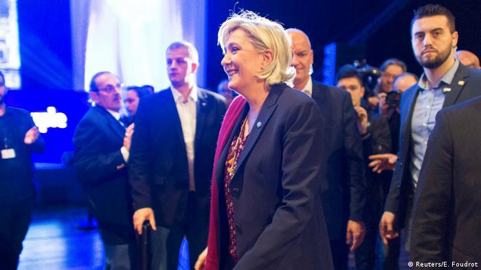 Front National Tagung in Lyon Frankreich Marine Le Pen (Reuters/E. Foudrot)