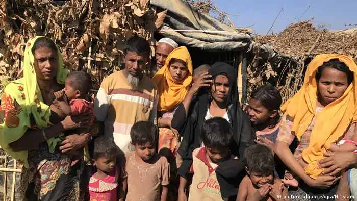 Bangladesch Rohingya Flüchtlinge im Flüchtlingslager Kutupalang