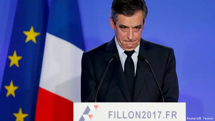 Frankreich PK Francois Fillon (Reuters/B. Tessier)