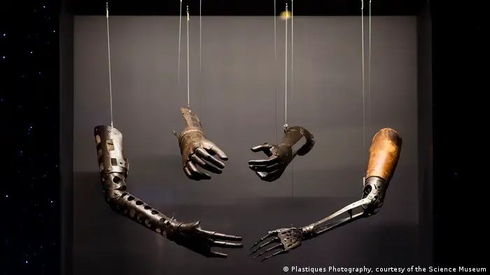Robots Ausstellung, Science Museum in London (Plastiques Photography, courtesy of the Science Museum)