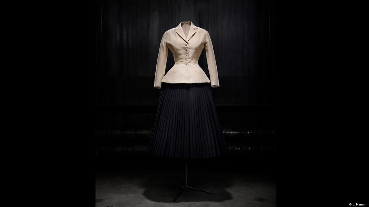 Bộ sưu tập mỹ phẩm Christian Dior New Look Collection  Harpers Bazaar