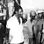 Patrice Lumumba in Handschellen (Bild: AP)