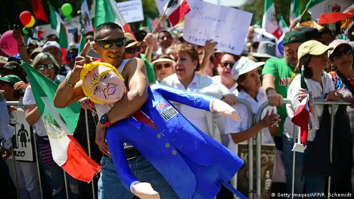 Mexiko Anti Trump Demonstration (Getty Images/AFP/R. Schemidt)