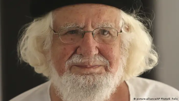 Ernesto Cardenal Dichter und Priester (picture-alliance/AP Photo/E. Felix)