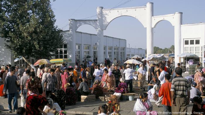 Рынок. Самарканд, Узбекистан.