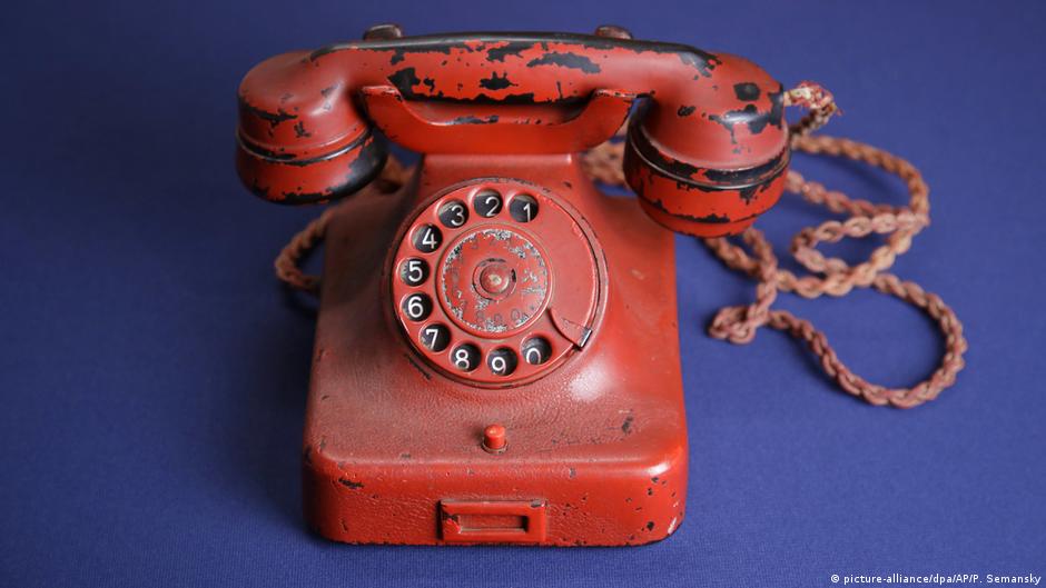 US auction house selling engraved Hitler phone