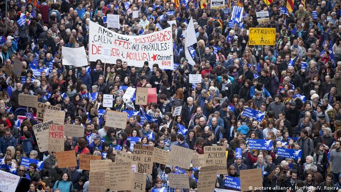 Spanien | Zehntausende demonstrieren für die Aufnahme von mehr Flüchtlingen