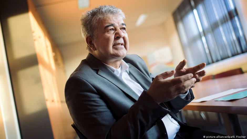Almanya Türk Toplumu'ndan AfD tepkisi: Bıçak kemiğe dayandı