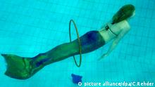 Meerjungfrauen trainieren im Verein BdT