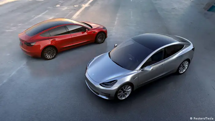 Tesla Motors Modell 3 electric cars