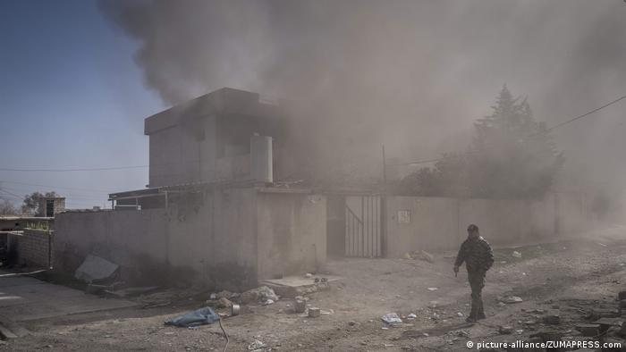 Las fuerzas iraquíes han recuperado más de la mitad del estratégico aeropuerto de Mosul, en manos del grupo terrorista Estado Islámico (EI), según el comandante de las operaciones para la liberación de Nínive. (23.02.3017).