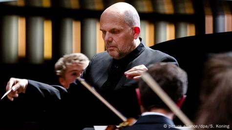 New York Philharmonic at 175 – DW – 02/24/2017