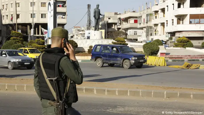 Las fuerzas gubernamentales sirias y los rebeldes han alcanzado un acuerdo de alto el fuego en la provincia central siria de Homs, según el Observatorio Sirio de Derechos Humanos. (3.08.2017)