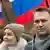 Алексей Навальный с женой на марше в память о Борисе Немцове (февраль 2017 года)