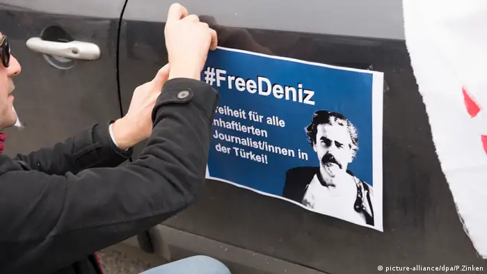 Autokros für inhaftierten Journalisten Deniz Yücel