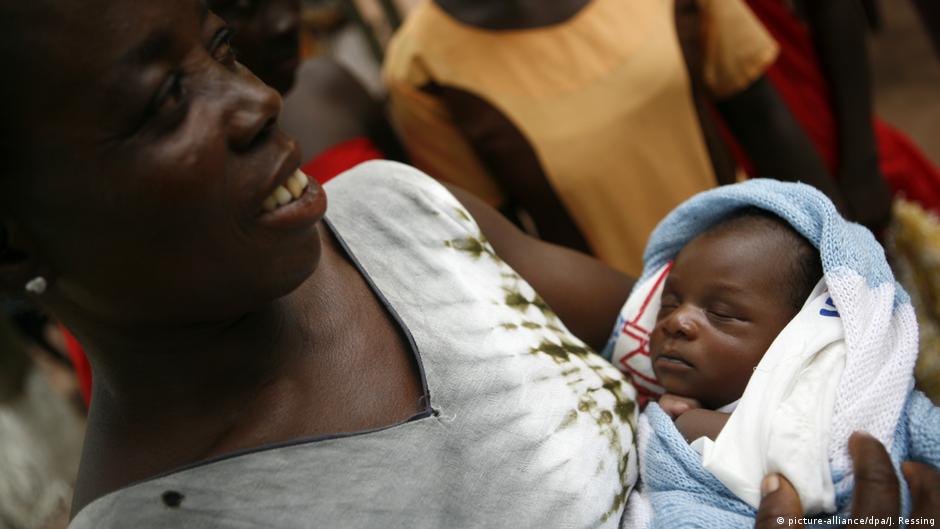 Ghanaian Mothers Demand Longer Maternity Leave Africa DW 22 05 2017