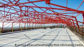 Чи дотримуються технологій будівництва під час зведення Керченського мосту? 