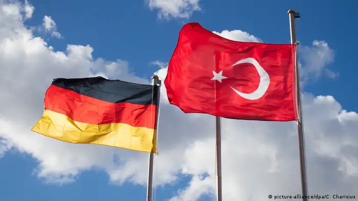 Deutschland Türkei Beziehungen (picture-alliance/dpa/C. Charisius)