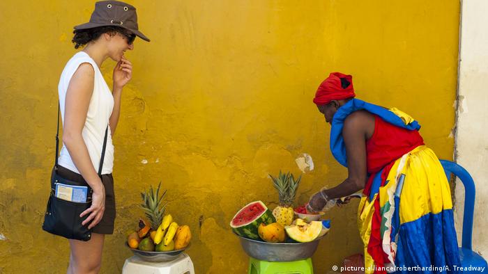 Kolumbien Obstverkäuferin in Cartagena