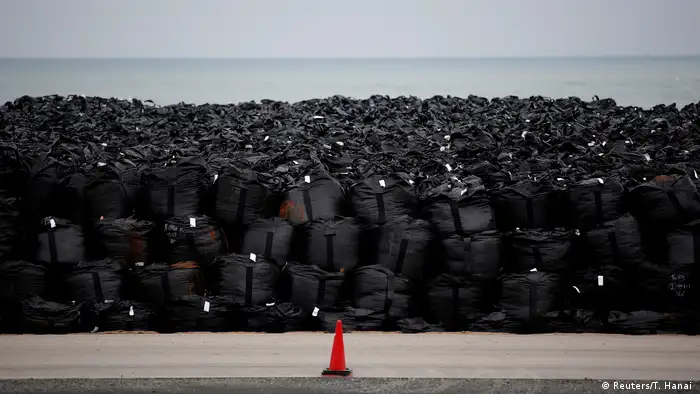Japan Sechs jahre nach dem Reaktorunglück in Fukushima (Reuters/T. Hanai )