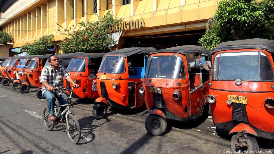 Ancaman Kepunahan Bahasa Bahasa Daerah Di Indonesia Kolom Bersama Berdialog Untuk Mencapai Pemahaman Dw 24 10 2020