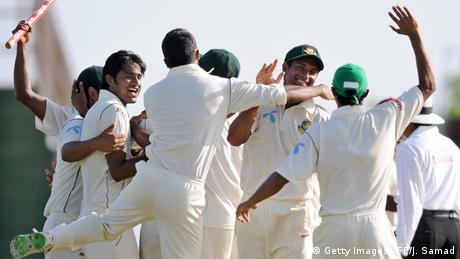 Cricket - 2009 West Indies v Bangladesh in Kingstown (Getty Images/AFP/J. Samad)