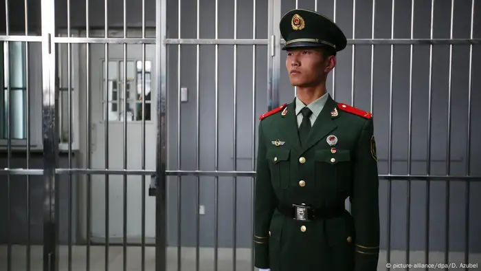 Gefängniswärter in Peking China