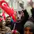 Erdogan-Anhänger demonstrieren vor dem niederländischen Konsulat in Istanbul