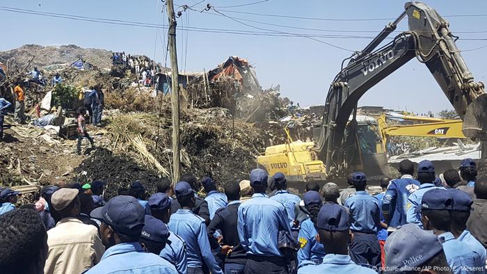 Äthiopien Erdrutsch (picture-alliance/AP Photo/E. Meseret)