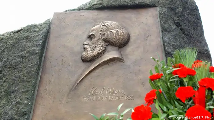 Karl Marx-Denkmal in Fürstenwalde (picture-alliance/ZB/P. Pleul)