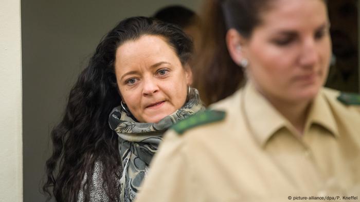 Deutschland NSU-Prozess in München | Angeklagte Beate Zschäpe (picture-alliance/dpa/P. Kneffel)