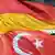 Deutsche und Türkische Flagge