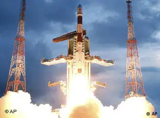 2008年10月22日，印度成功发射探月火箭（资料图片）